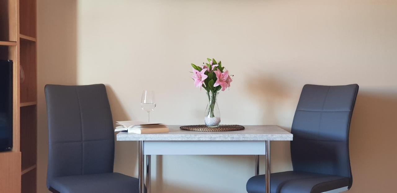Suite Kleine Auszeit Liepgarten Εξωτερικό φωτογραφία